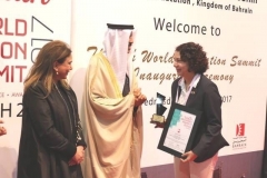 Dr Arjumand Zaidi with best Educationist award by the Hon. Minister of Education, Bahrain Mr. Noaimi.